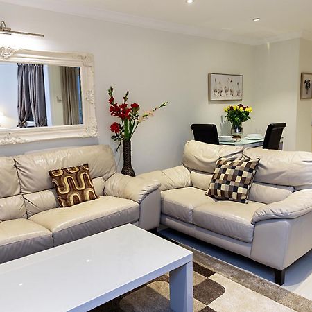 Marylebone Village Apartments London Szoba fotó