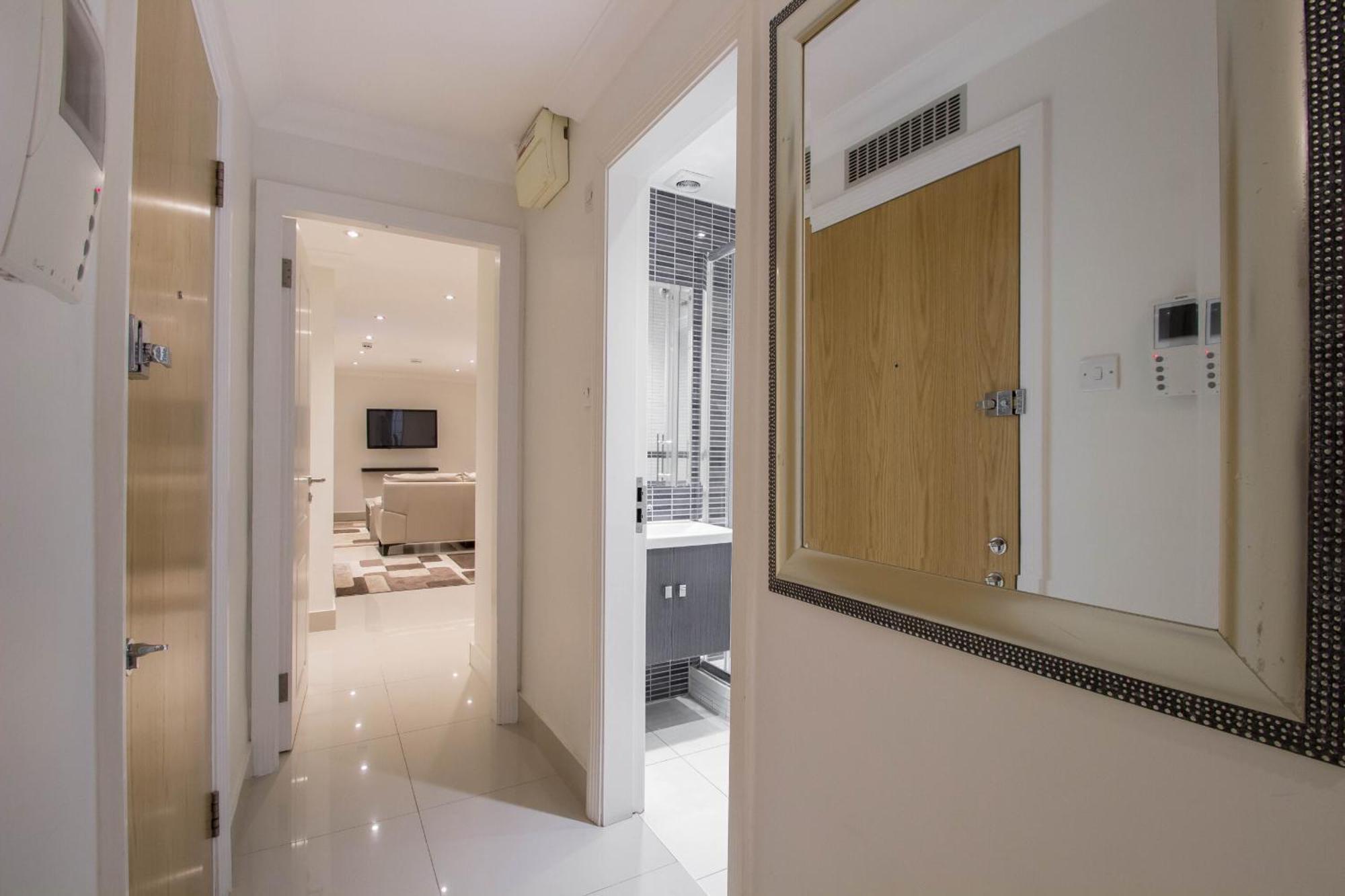 Marylebone Village Apartments London Szoba fotó