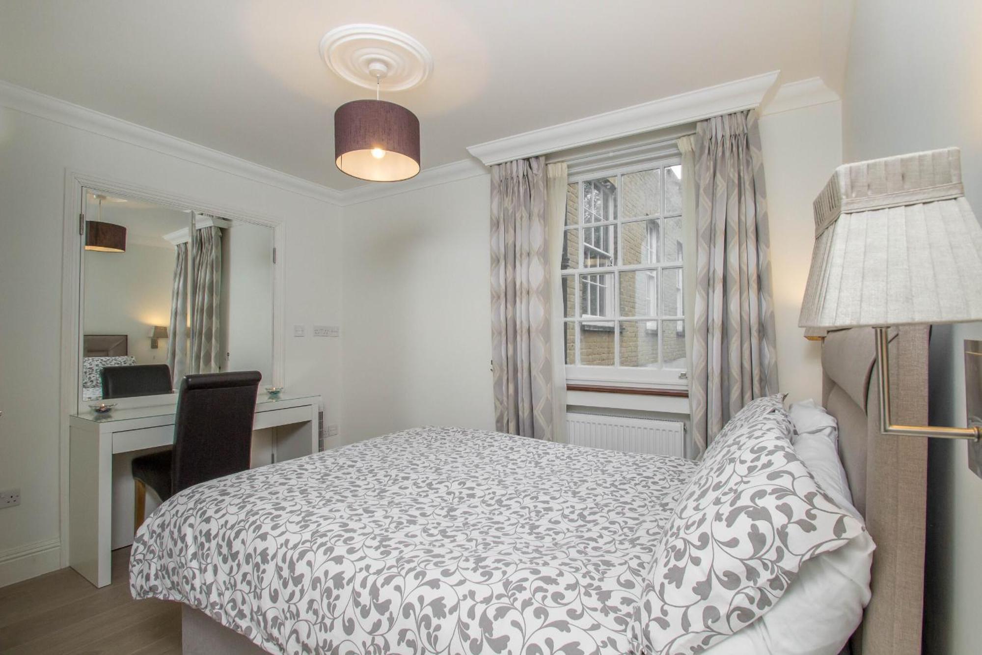 Marylebone Village Apartments London Szoba fotó