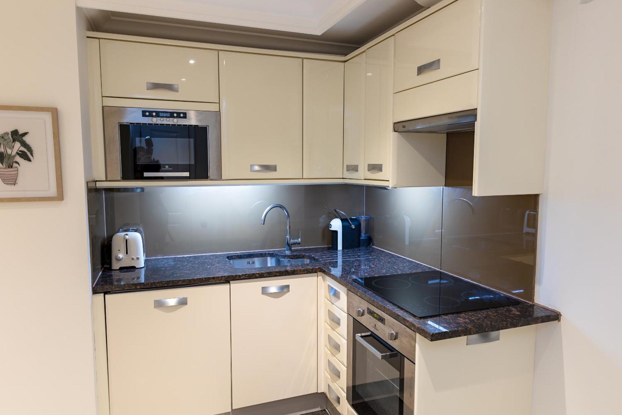 Marylebone Village Apartments London Szoba fotó
